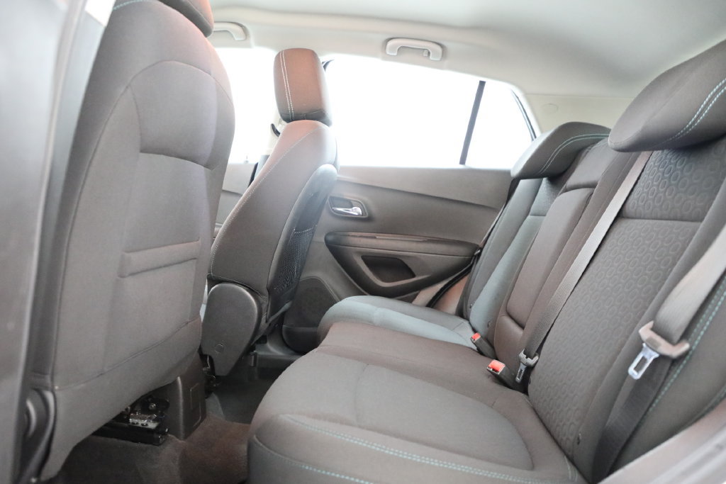 Used 2016 Chevrolet Trax LS w/ LPO, Cargo Package FWD image 25