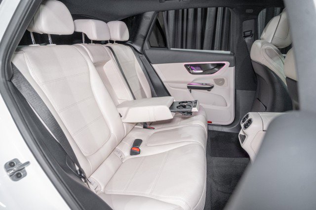 Certified 2026 Mercedes-Benz GLC 300 4MATIC image 13