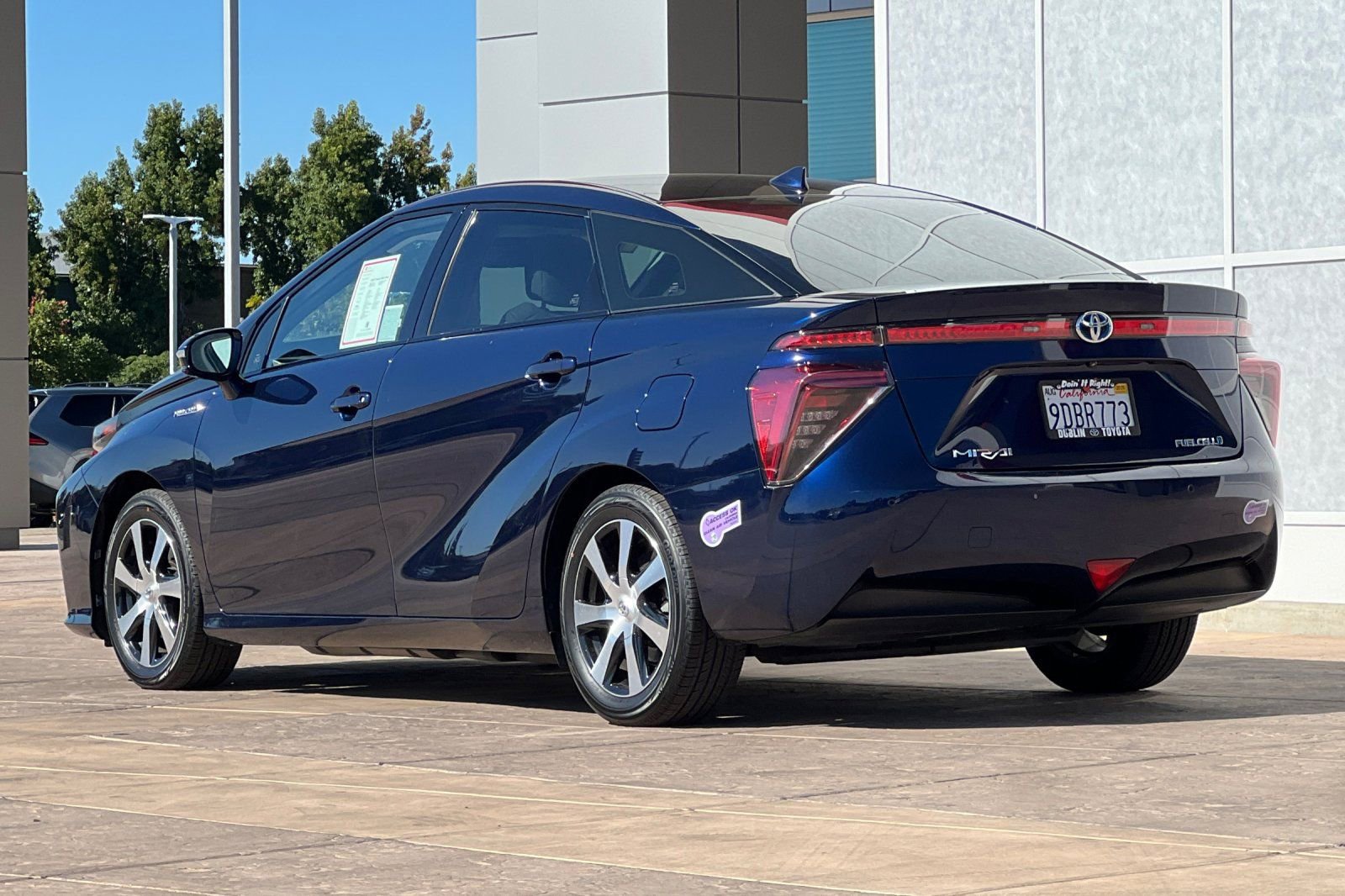 Certified 2019 Toyota Mirai image 7