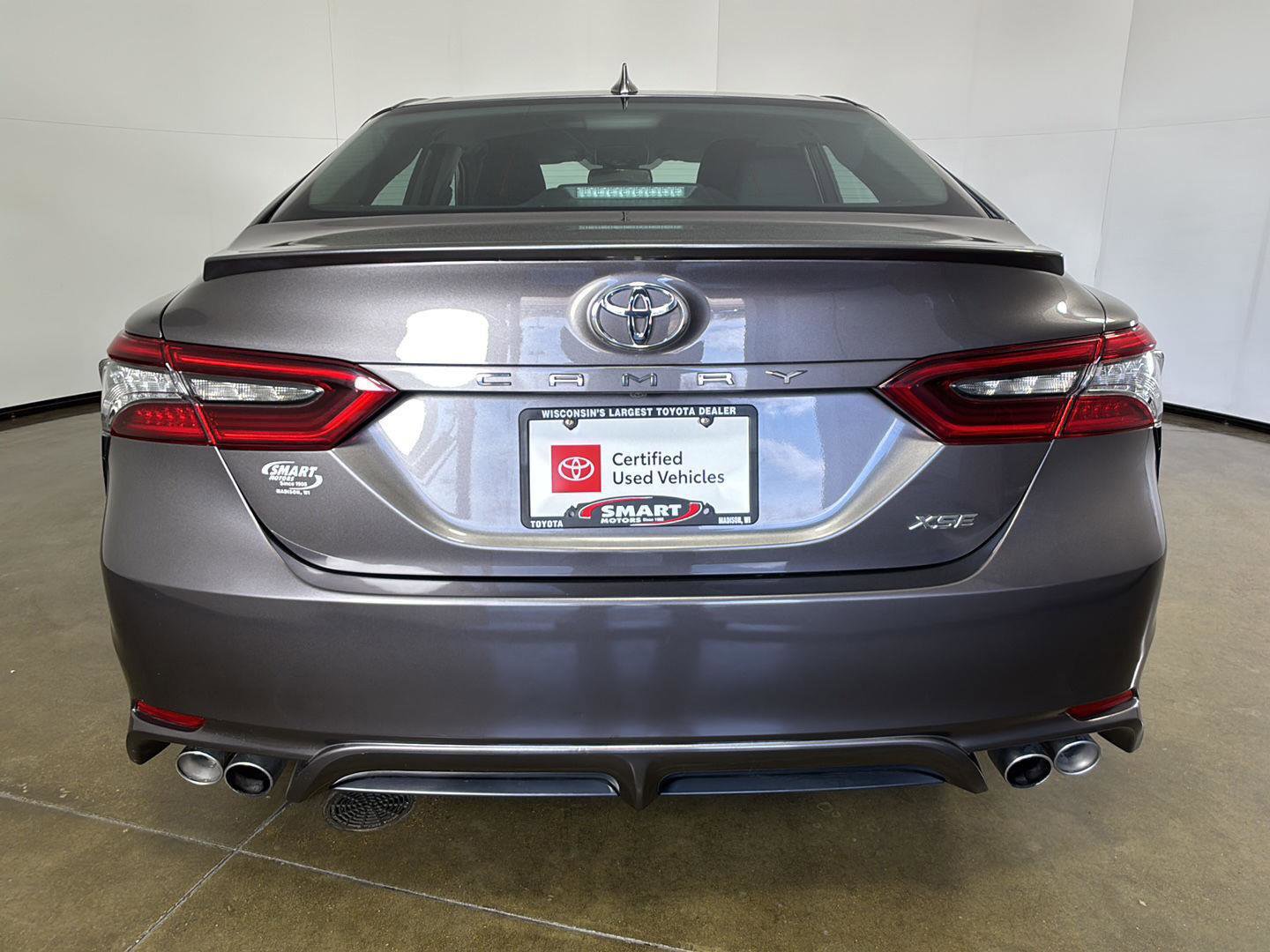 Used 2024 Toyota Camry XSE FWD image 11