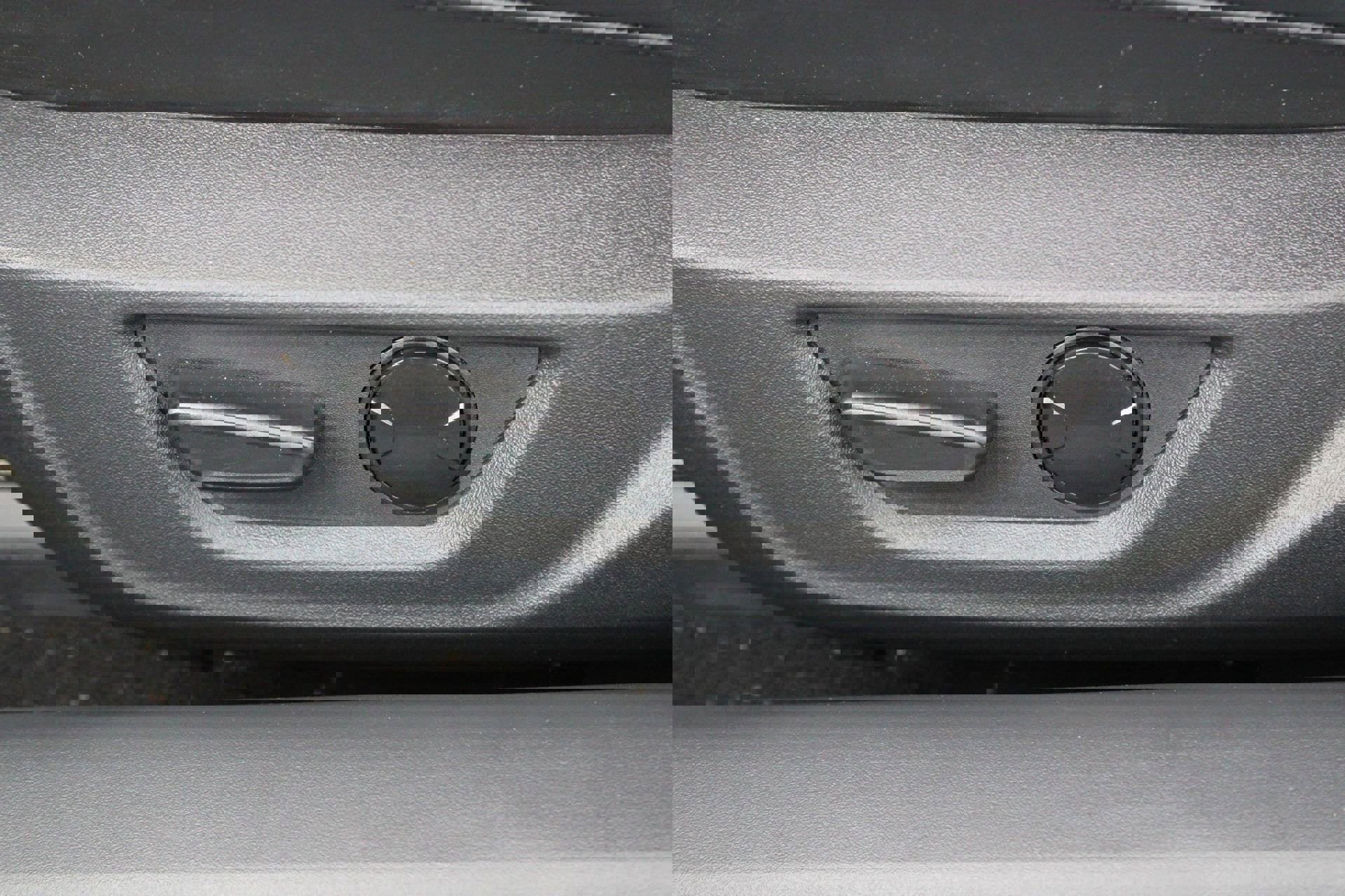 Used 2025 Ford Mustang Ecoboost image 17