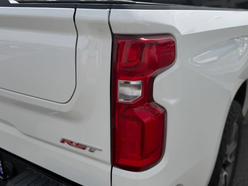Used 2021 Chevrolet Silverado 1500 RST w/ Convenience Package II AWD/4WD image 24