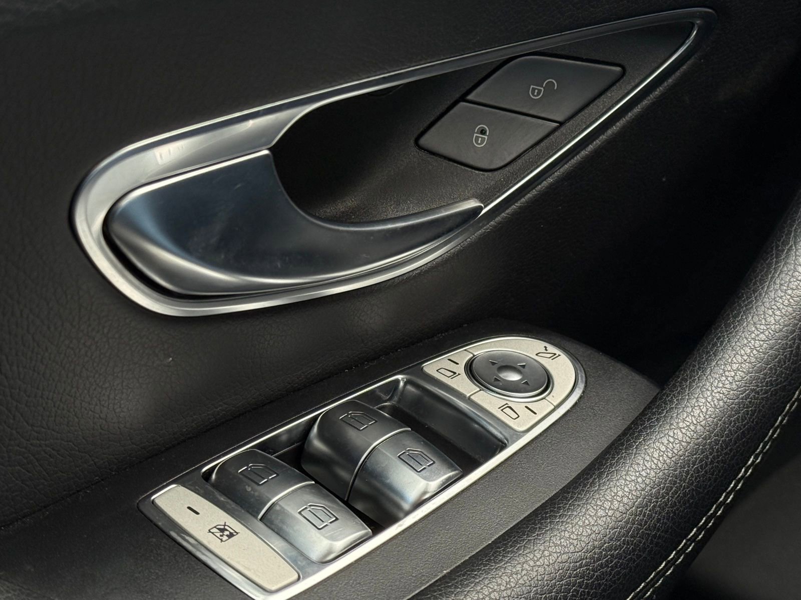 Used 2018 Mercedes-Benz E 400 Cabriolet image 33