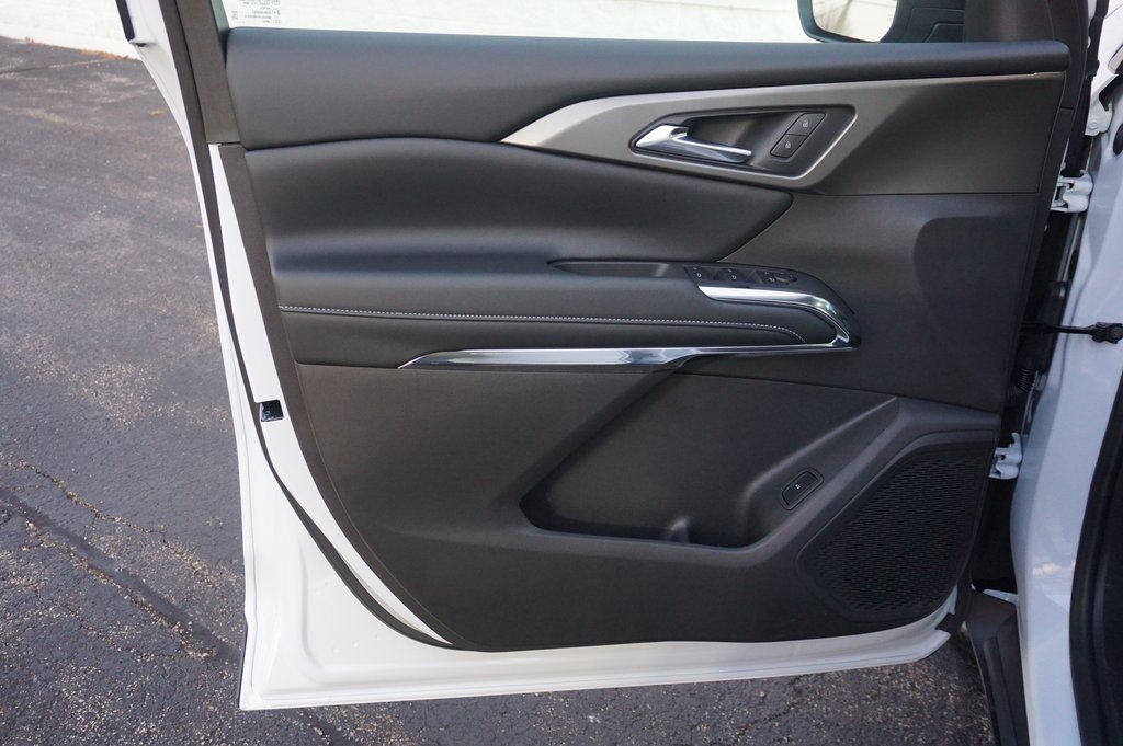 New 2026 Chevrolet Traverse LT w/ Sun and Wheel Package image 26