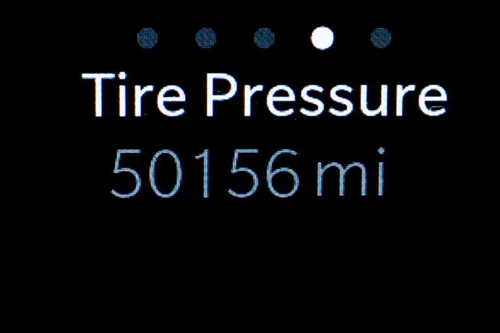 Used 2023 Jeep Grand Cherokee L Laredo w/ Trailer Tow Group (B) image 32