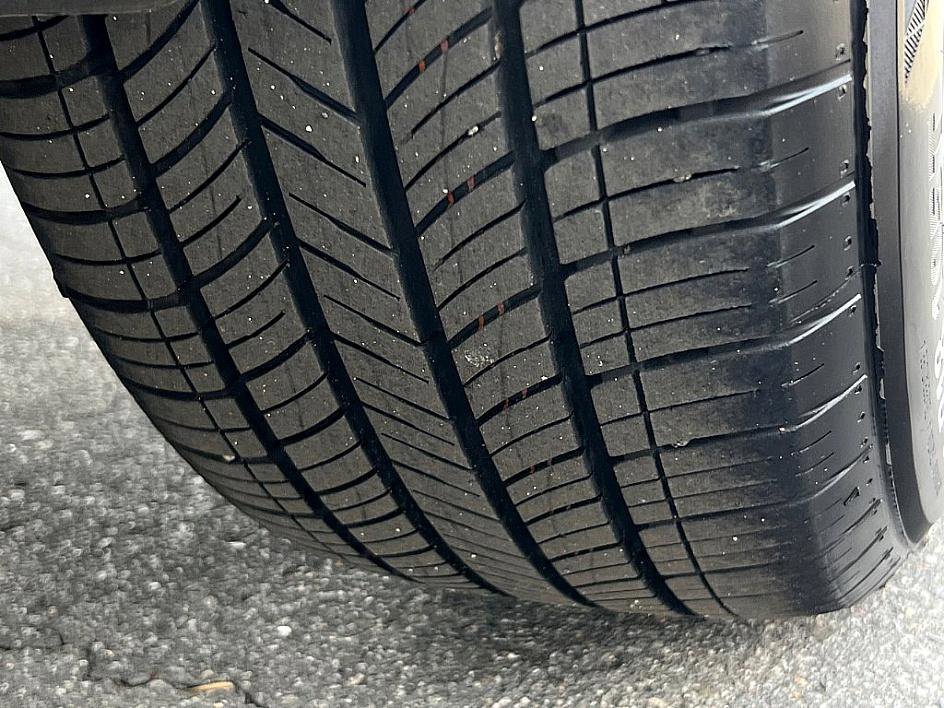 Used 2023 Volkswagen Atlas Cross Sport SE image 8