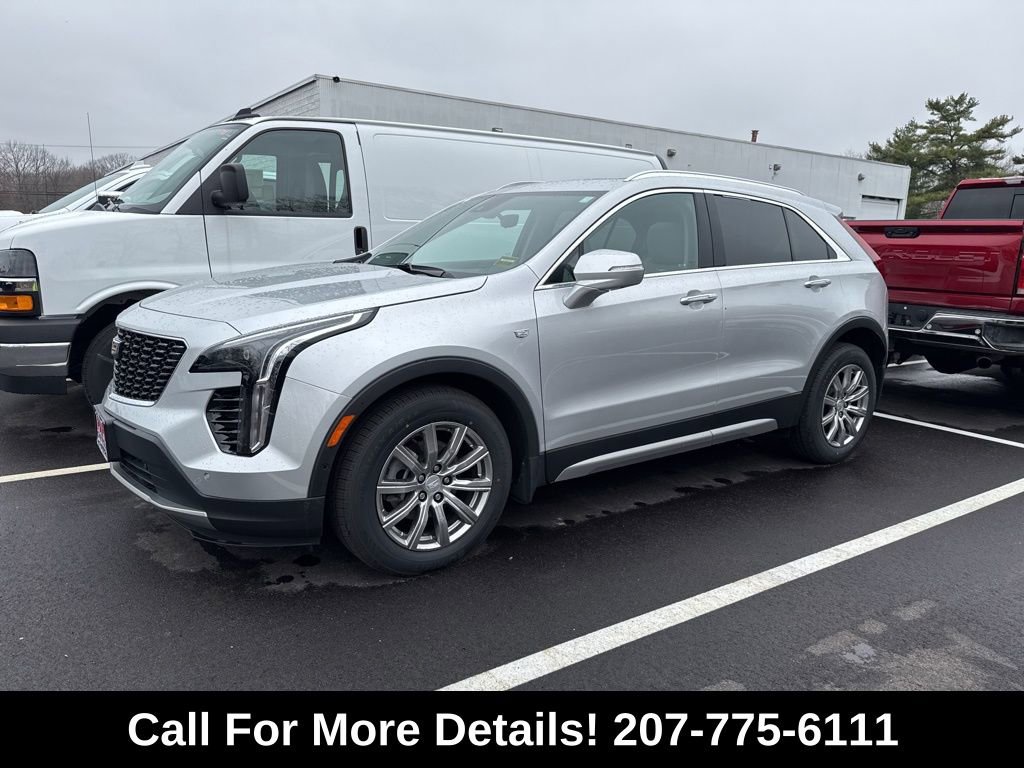 Used 2022 Cadillac XT4 Premium Luxury w/ Enhanced Visibility Package AWD/4WD image 3