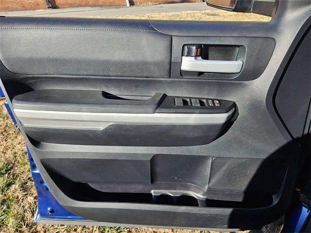 Used 2015 Toyota Tundra SR image 30