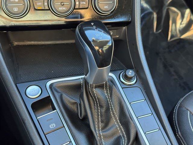 Used 2024 Volkswagen Jetta SE image 16