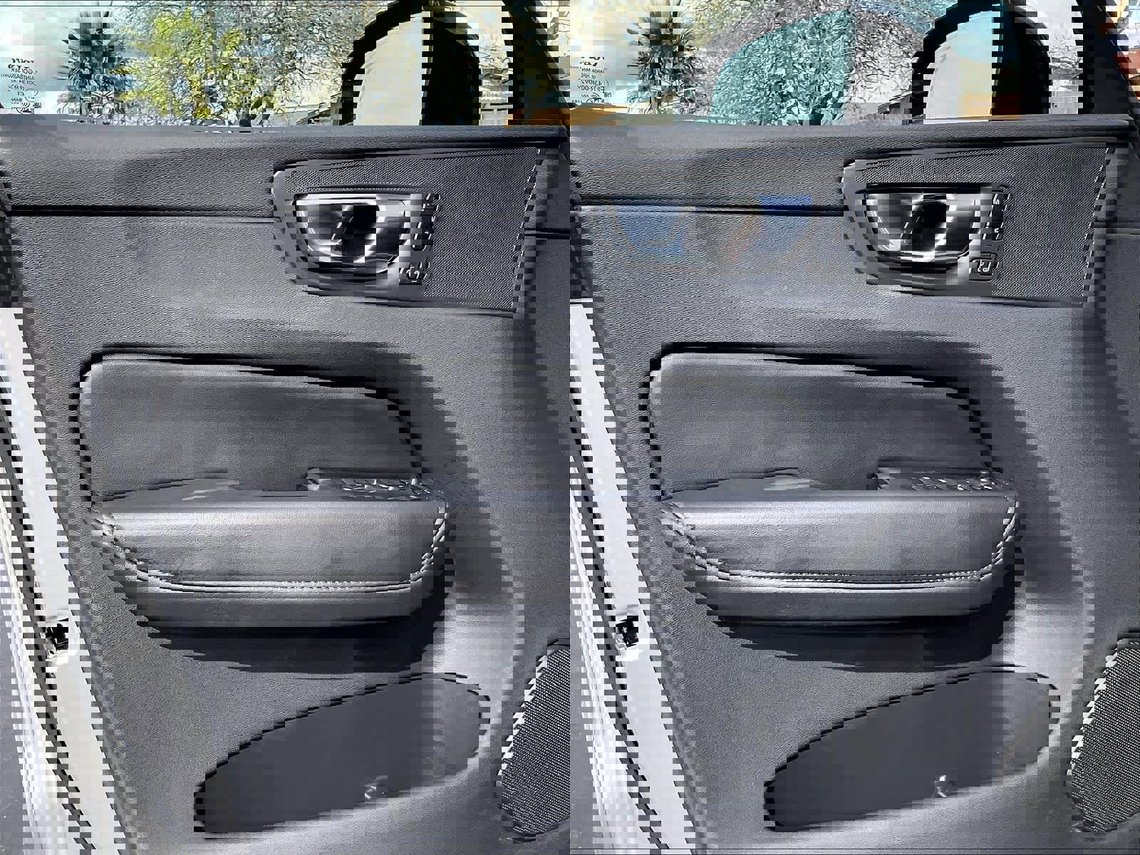 Used 2025 Volvo XC60 B5 Core image 26