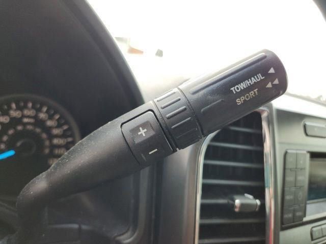 Used 2015 Ford F150 XLT image 34