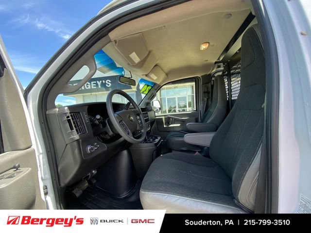 Used 2024 Chevrolet Express 2500 w/ Driver Convenience Package RWD image 21