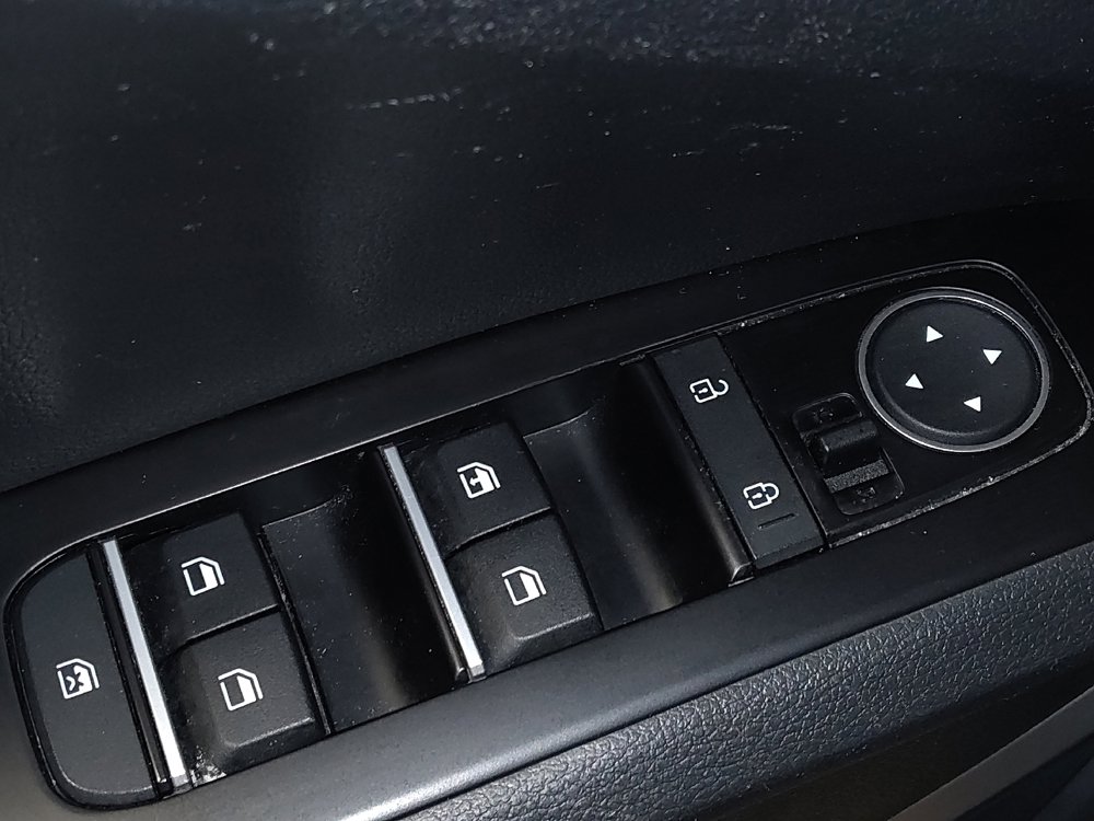 Used 2022 Kia Soul LX FWD image 27