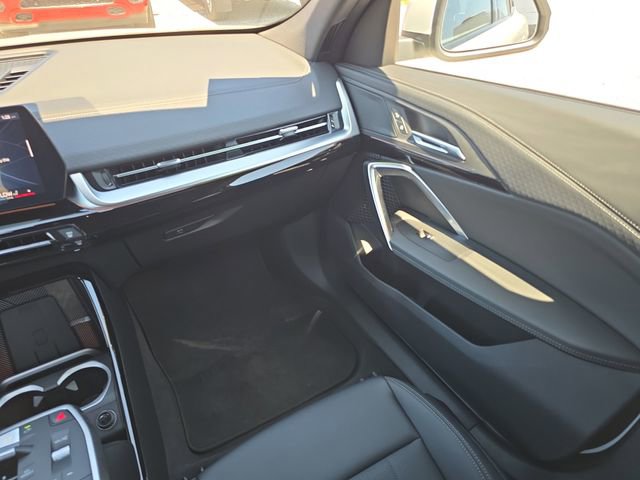 Used 2026 BMW X2 xDrive28i image 12