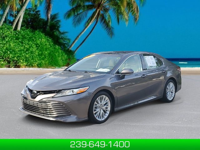 Used 2018 Toyota Camry XLE