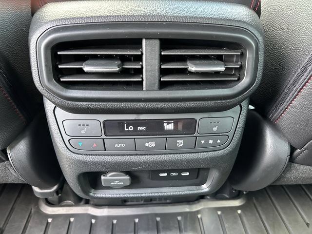 Used 2025 Honda Ridgeline Black Edition image 12