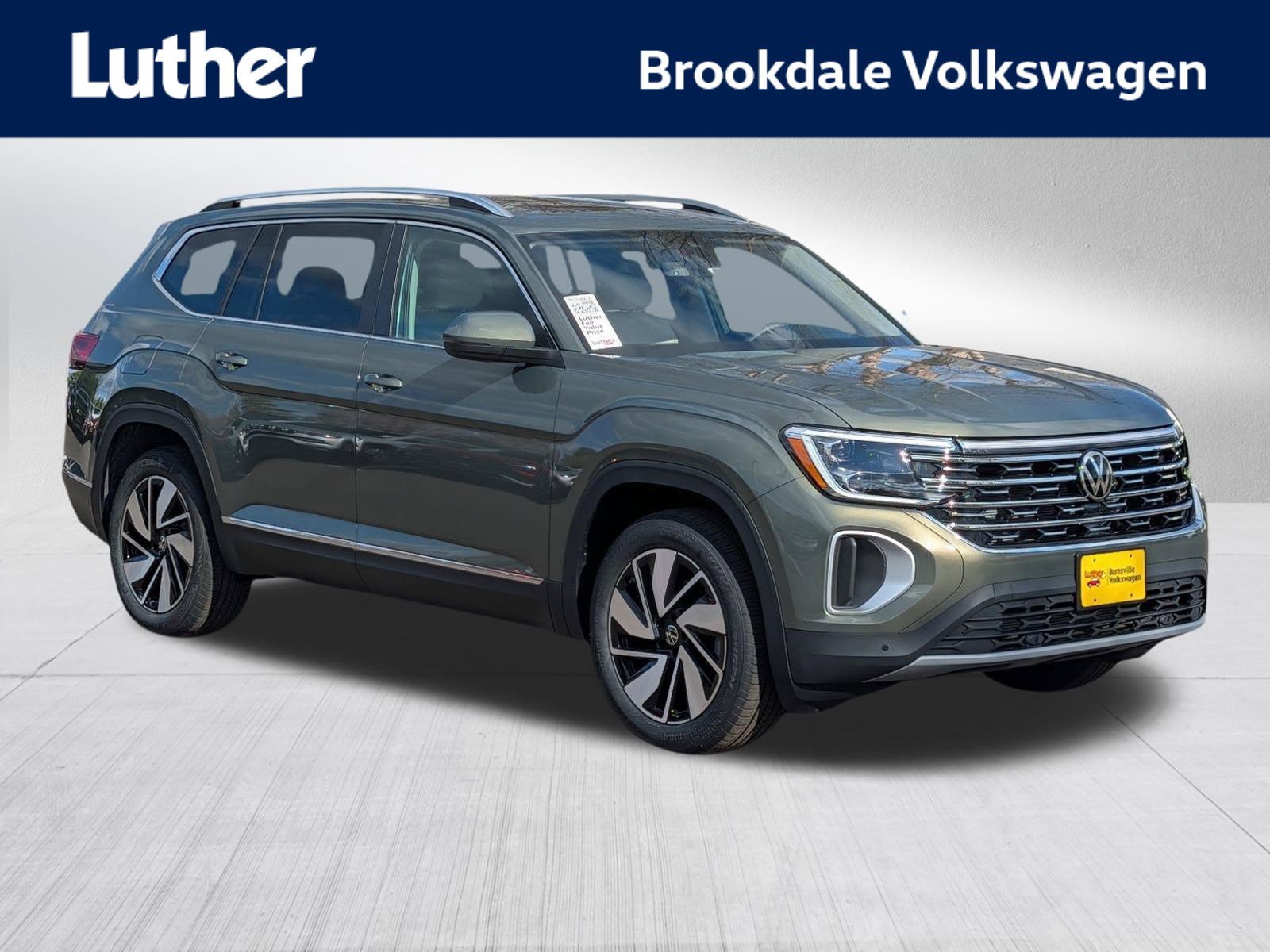 New 2026 Volkswagen Atlas SEL AWD/4WD image 1