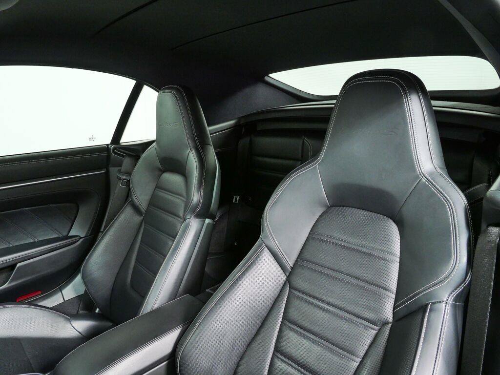 Certified 2021 Porsche 911 Turbo S AWD/4WD image 5