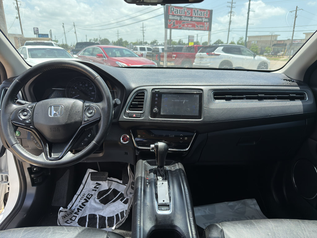 Used 2020 Honda HR-V Touring image 40
