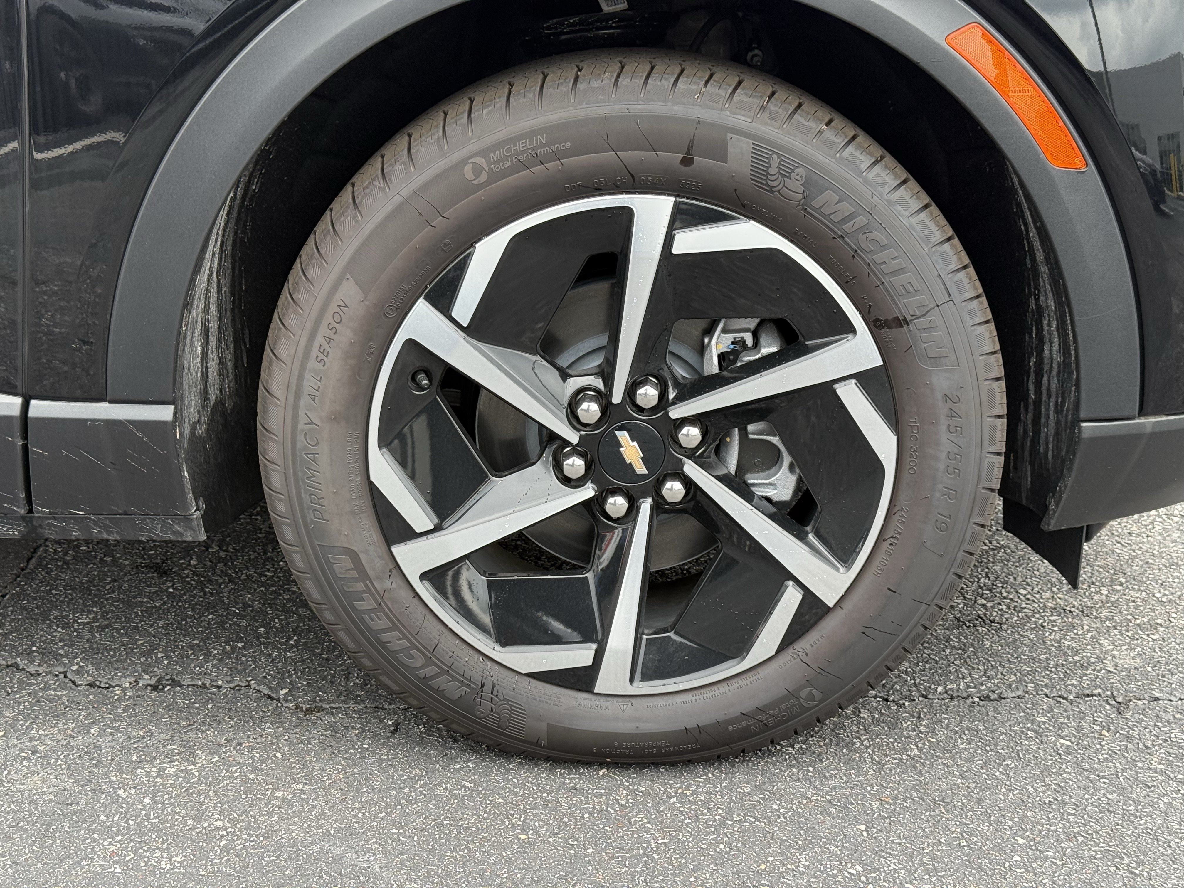 New 2026 Chevrolet Equinox EV LT FWD image 13