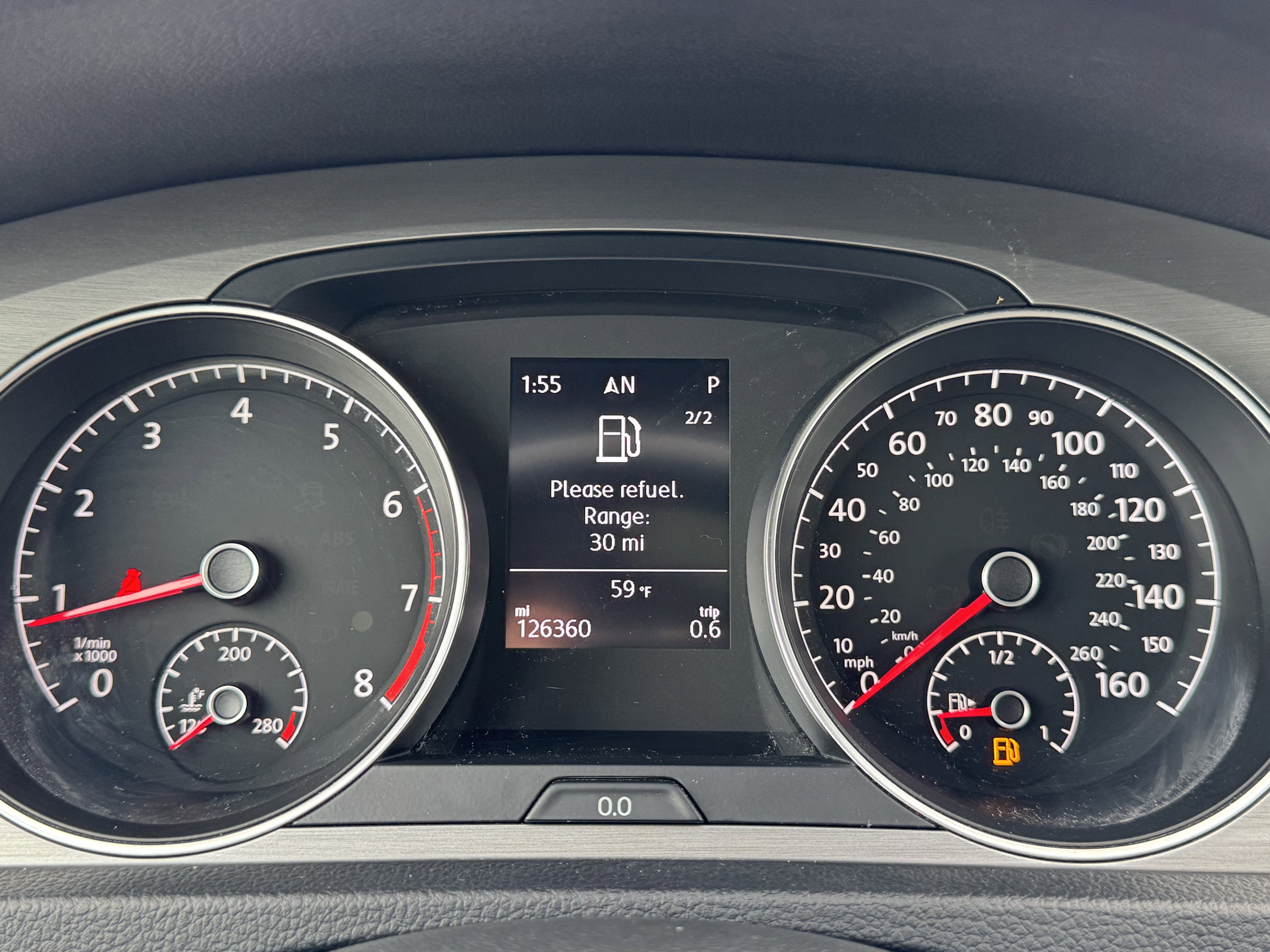 Used 2016 Volkswagen Golf SE image 21