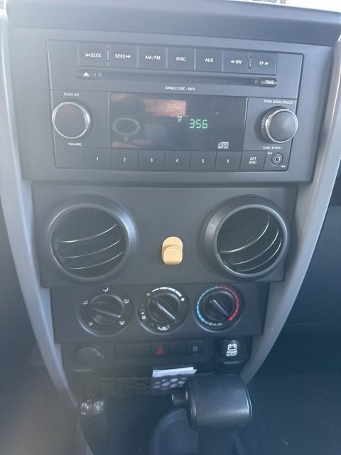 Used 2009 Jeep Wrangler X image 11