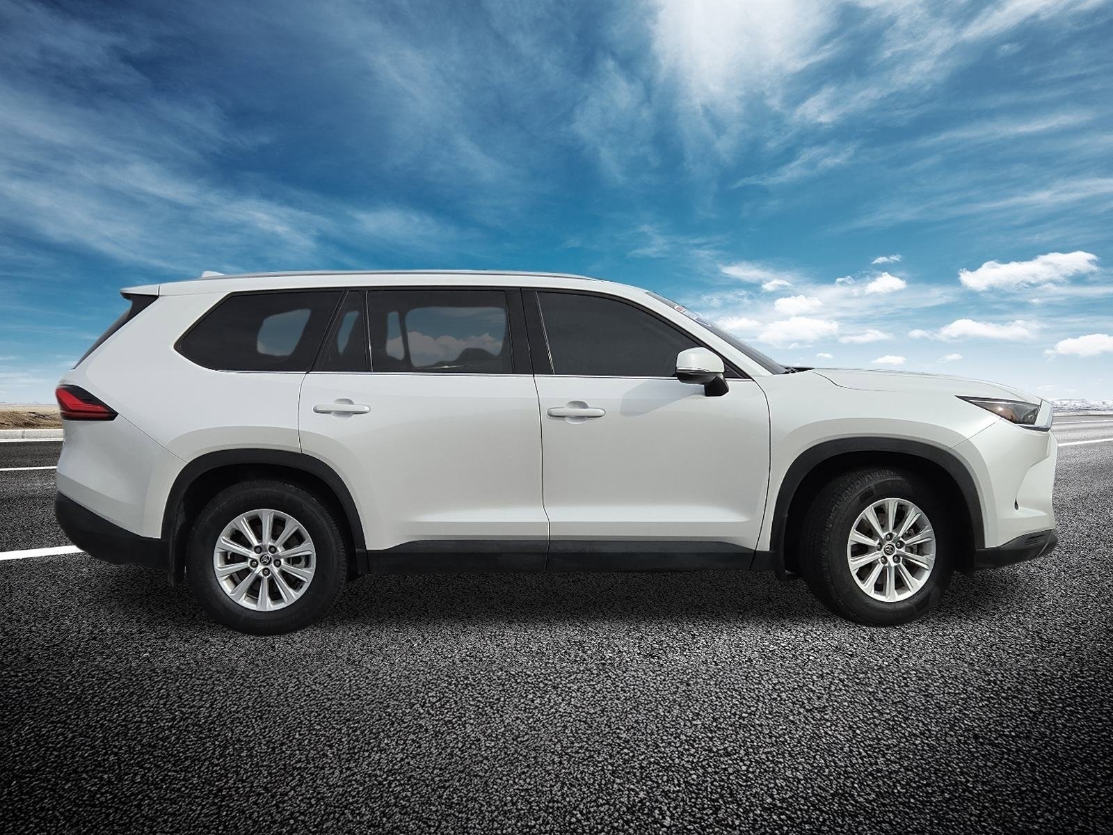 Used 2024 Toyota Grand Highlander AWD image 23