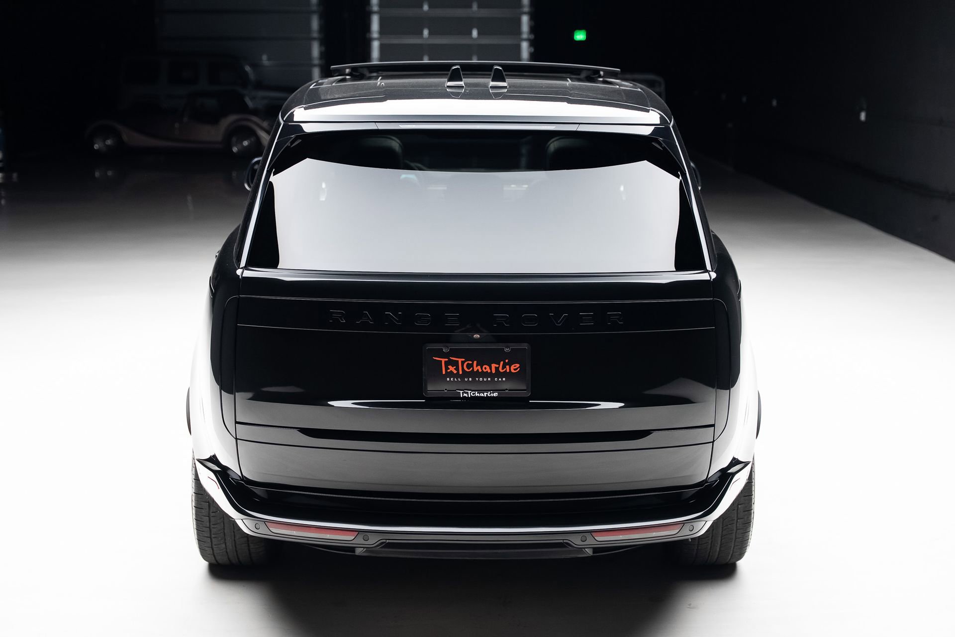 Used 2023 Land Rover Range Rover SE image 25