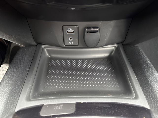 Used 2017 Nissan Rogue S image 16