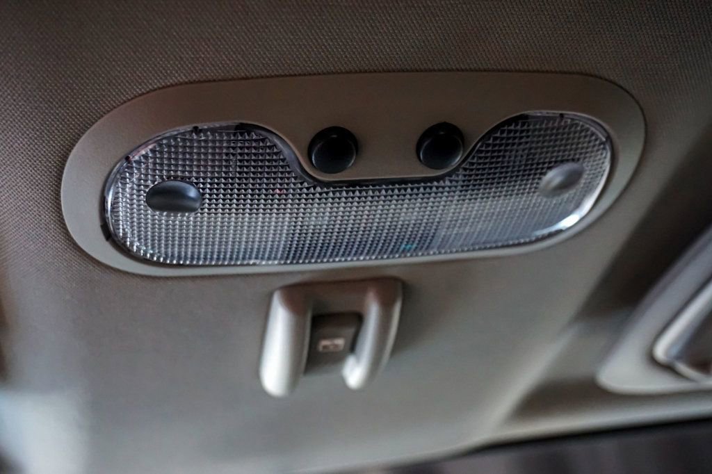 Used 2009 HUMMER H3 Alpha image 62