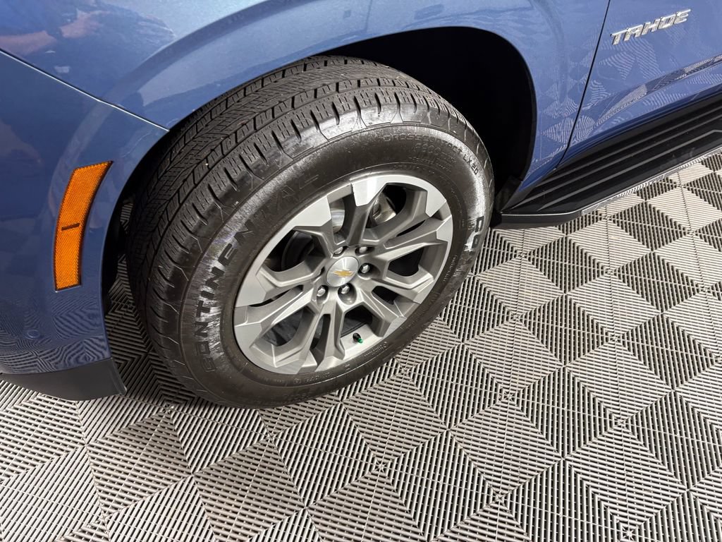 Used 2025 Chevrolet Tahoe LS RWD image 9