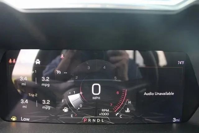 New 2026 GMC Canyon Elevation w/ Convenience Package image 13