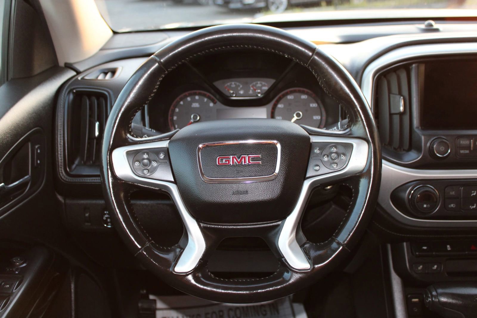 Used 2016 GMC Canyon SLT w/ Driver Alert Package image 24