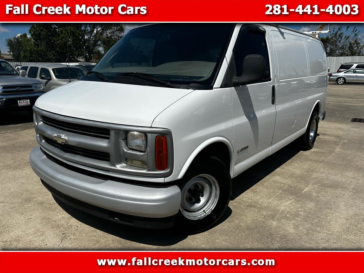 Used 2001 Chevrolet Express 1500 image 1