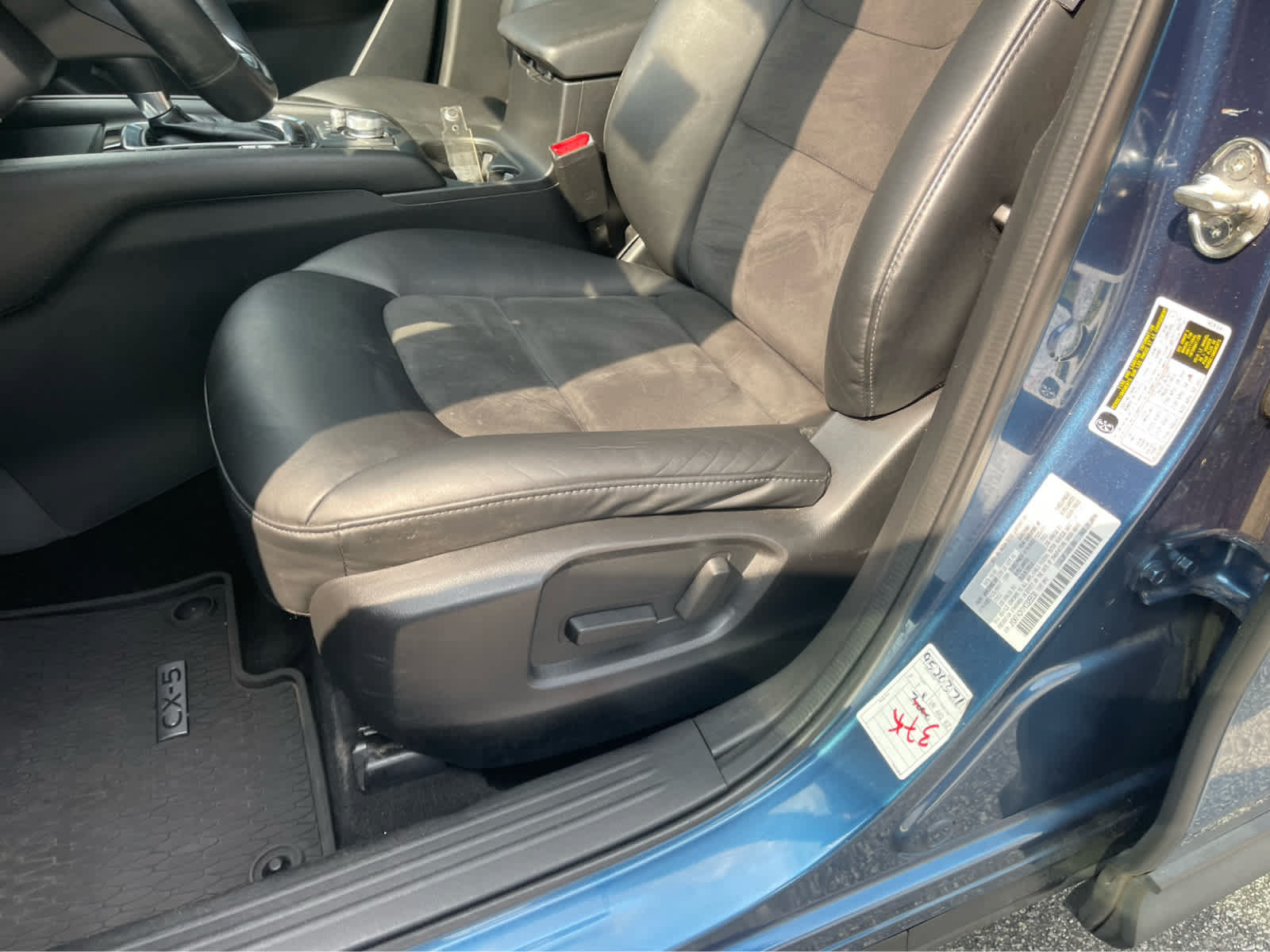 Used 2021 MAZDA CX-5 Touring FWD image 18