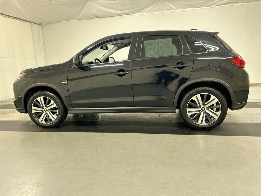 Used 2021 Mitsubishi Outlander Sport Black Edition image 7