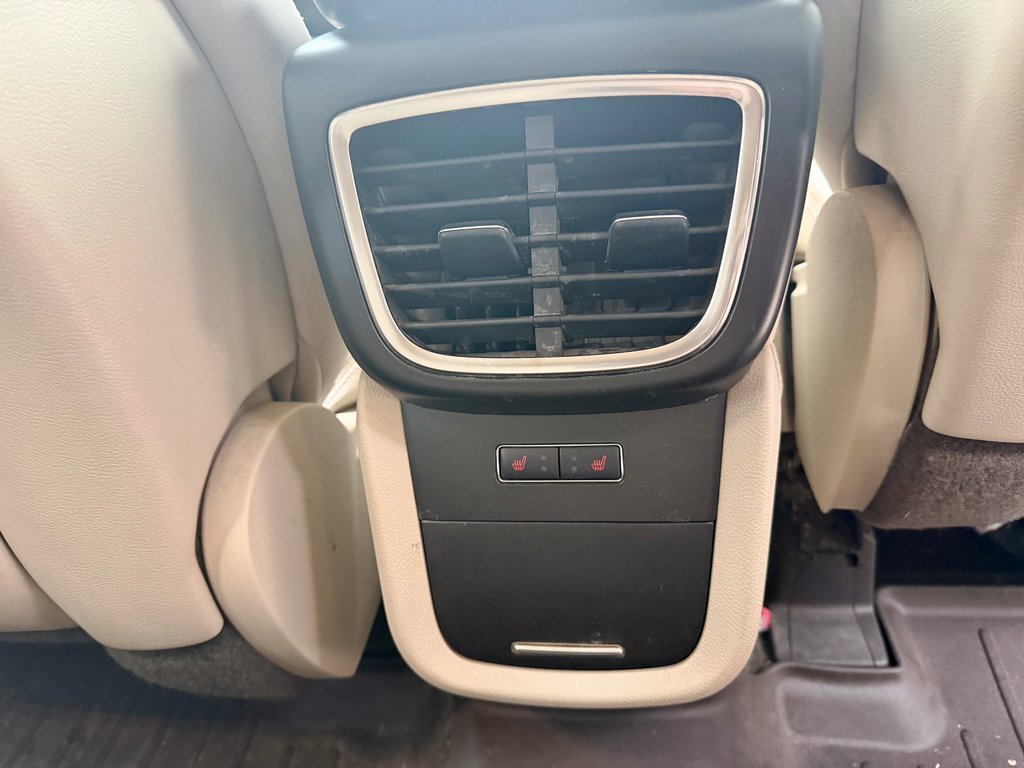 Used 2017 Lincoln MKX Reserve w/ Driver Assistance Package image 19