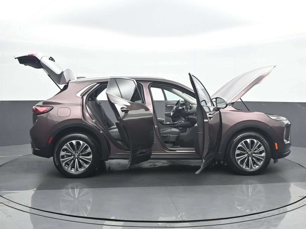 Used 2024 Buick Envision Preferred AWD/4WD image 36