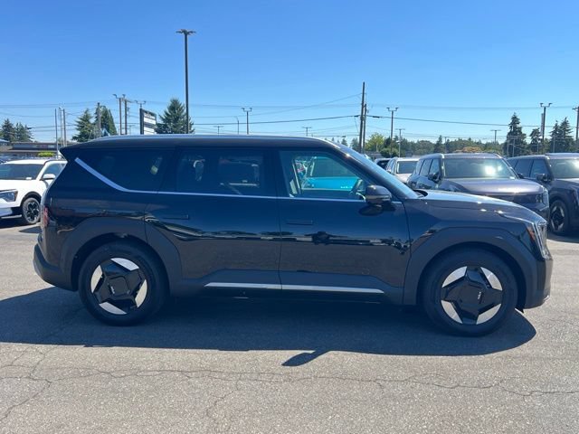 Certified 2026 Kia EV9 Wind AWD/4WD image 4