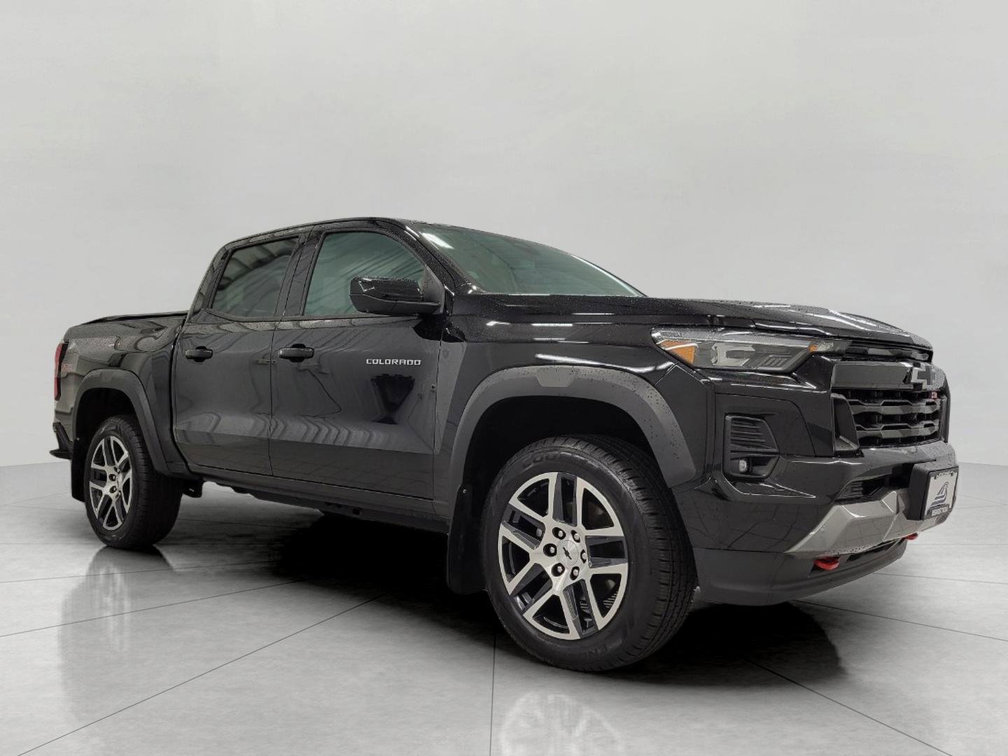 Certified 2023 Chevrolet Colorado Z71 w/ Z71 Convenience Package 2 AWD/4WD image 1