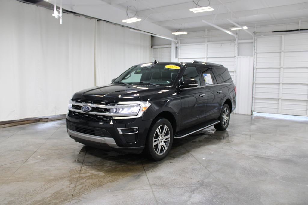 Used 2023 Ford Expedition Max Limited image 4