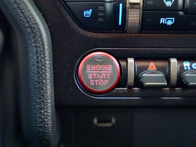 Used 2021 Ford Mustang Shelby GT500 w/ Technology Package image 22