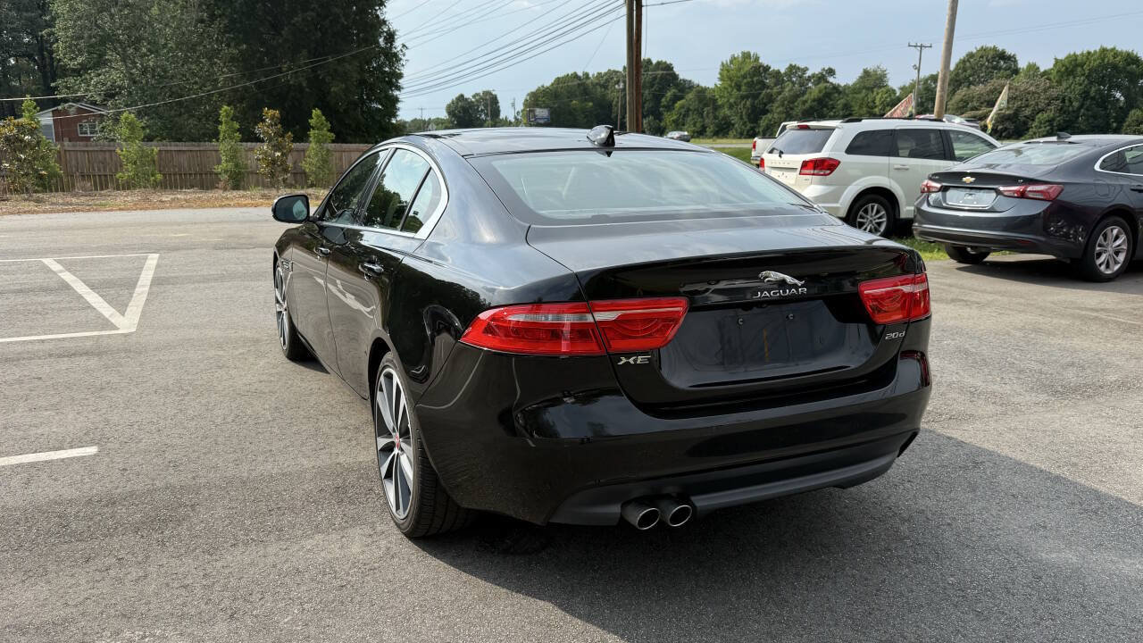 Used 2018 Jaguar XE Prestige RWD image 5