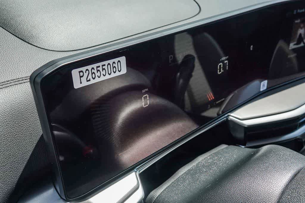 Certified 2025 Kia Sorento LX FWD image 23