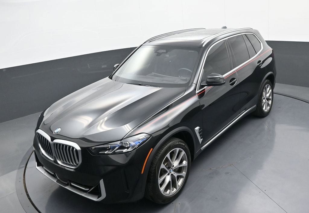 Used 2024 BMW X5 xDrive40i w/ Premium Package AWD/4WD image 32