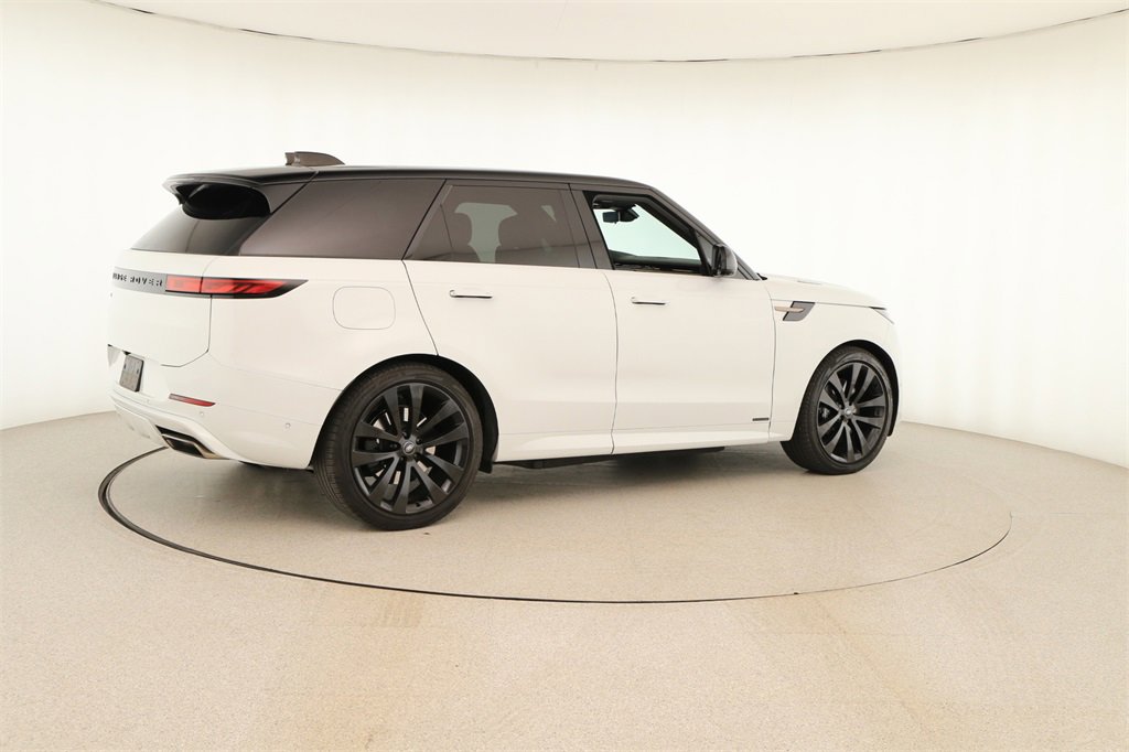 Used 2024 Land Rover Range Rover Sport Autobiography image 6