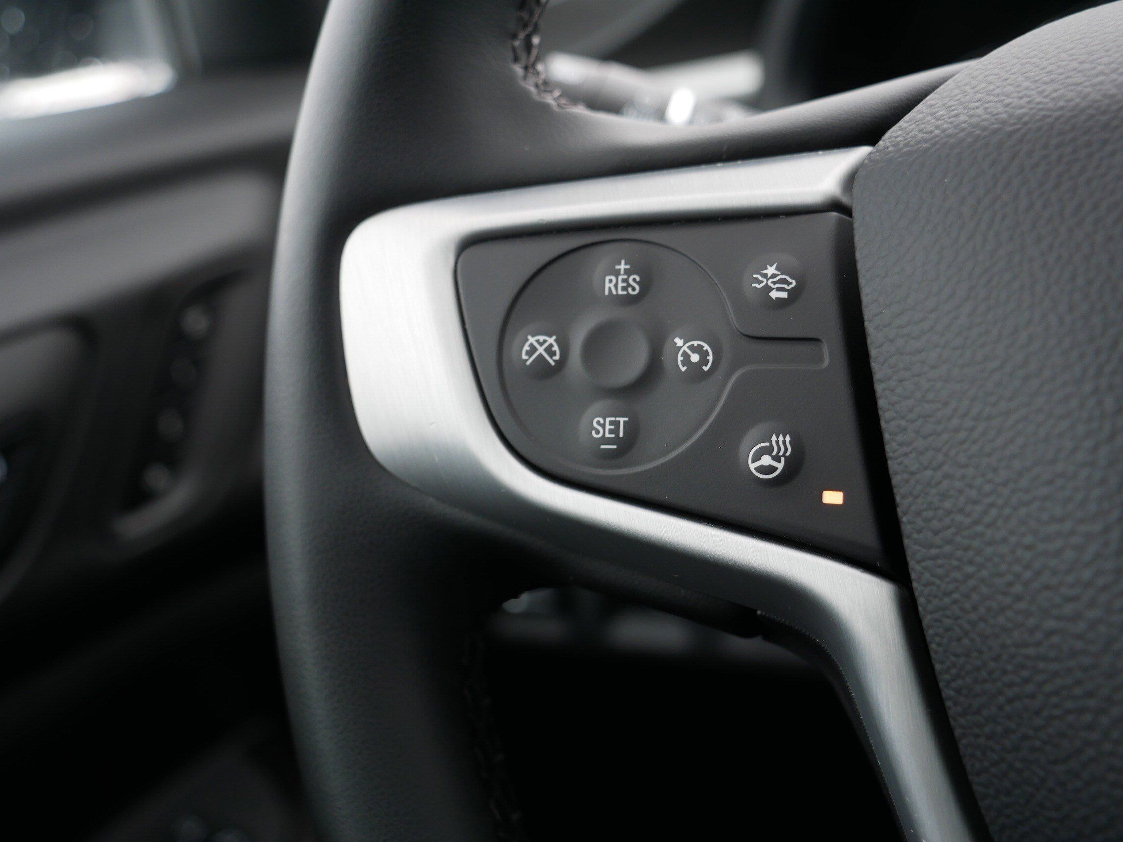 Used 2023 GMC Acadia SLT w/ Technology Package image 28