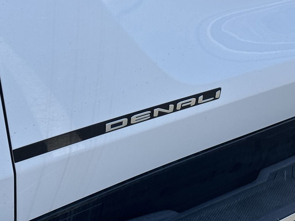 New 2025 GMC Sierra EV Denali image 33