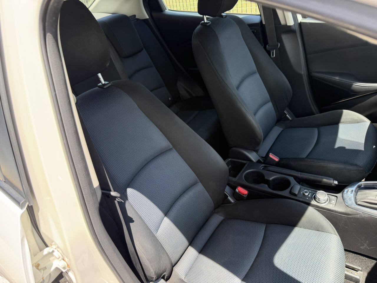 Used 2016 Scion iA FWD image 19