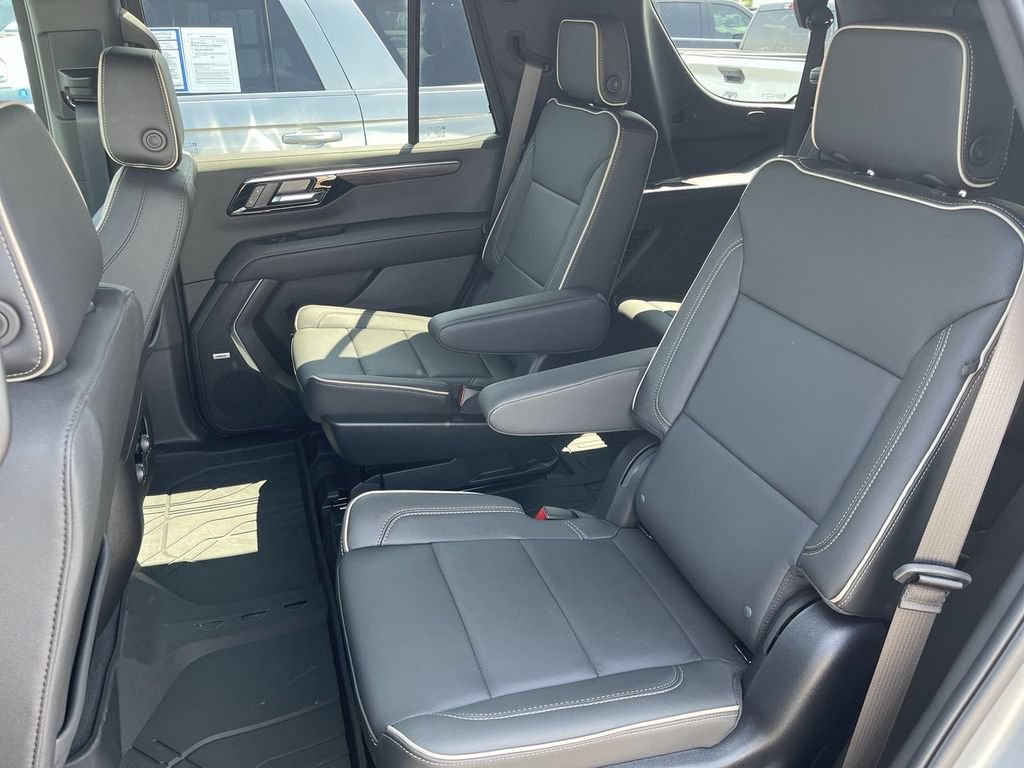 New 2026 Chevrolet Tahoe Premier w/ Sun And Tow Package AWD/4WD image 9